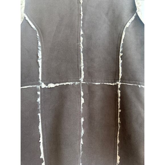 Altar’d State Taupe Faux Suede and Fur Open Front Vest with Pockets - Picture 7 of 8